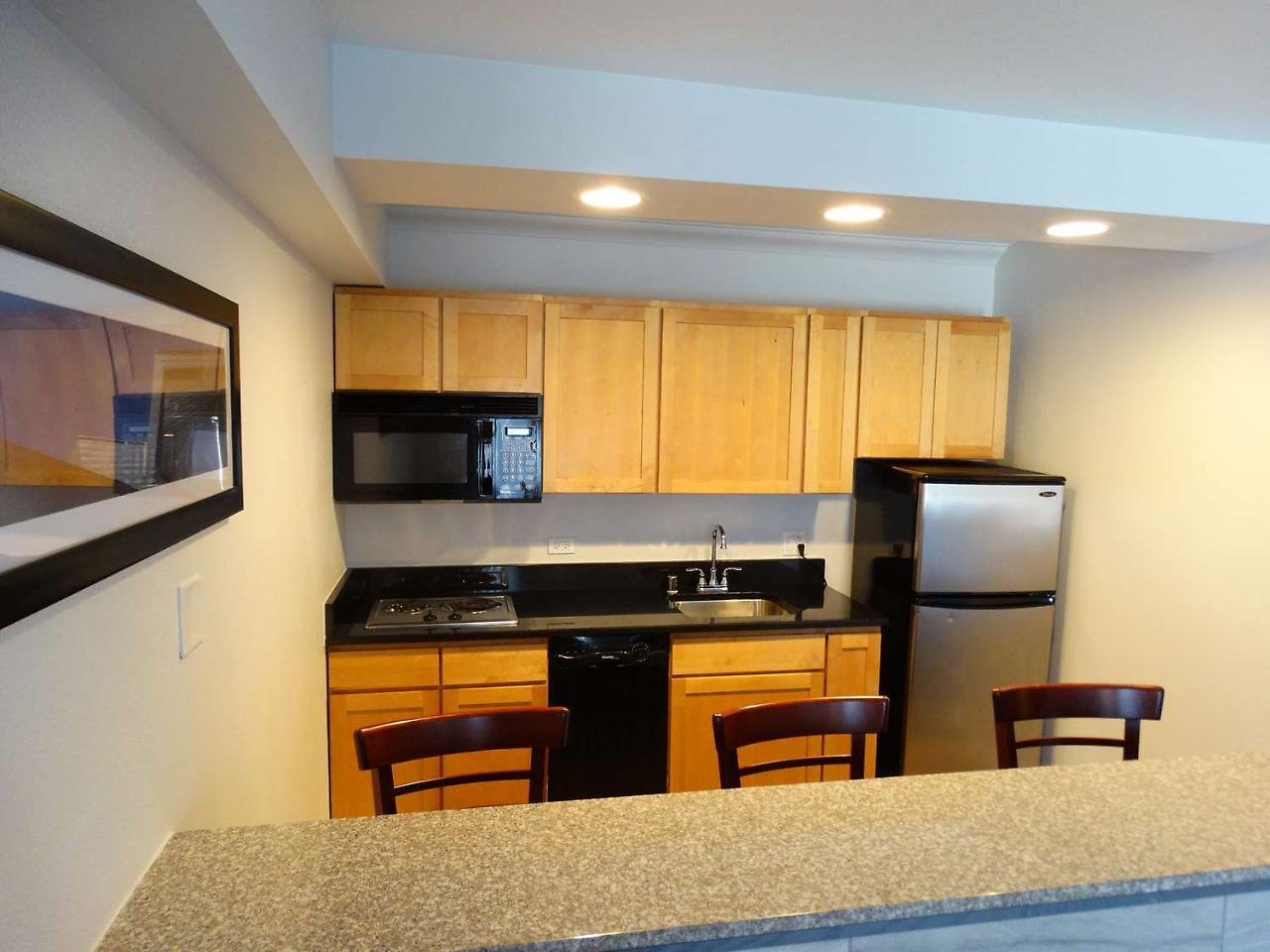 Best Western Premier Denver East Екстериор снимка